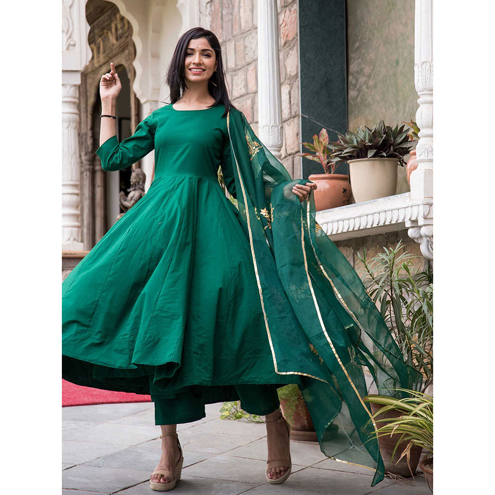 Gulabo Jaipur Green Mulmul Kurta With Pant & Organza Golden Detailing Dupatta (Set of 3)