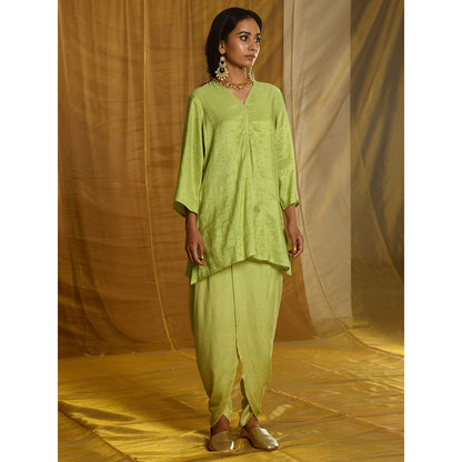 Gulaal Lakshmi Kurta-Dhoti (Set of 2)