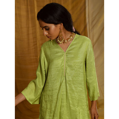Gulaal Lakshmi Kurta-Dhoti (Set of 2)