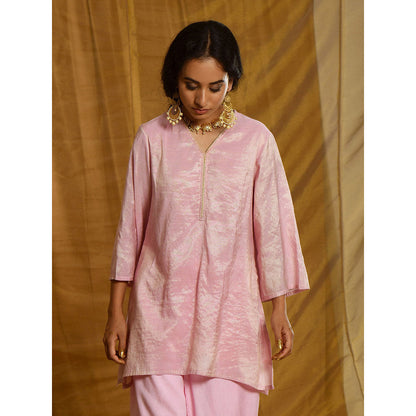 Gulaal Lakshmi Tissue Chanderi Kurta