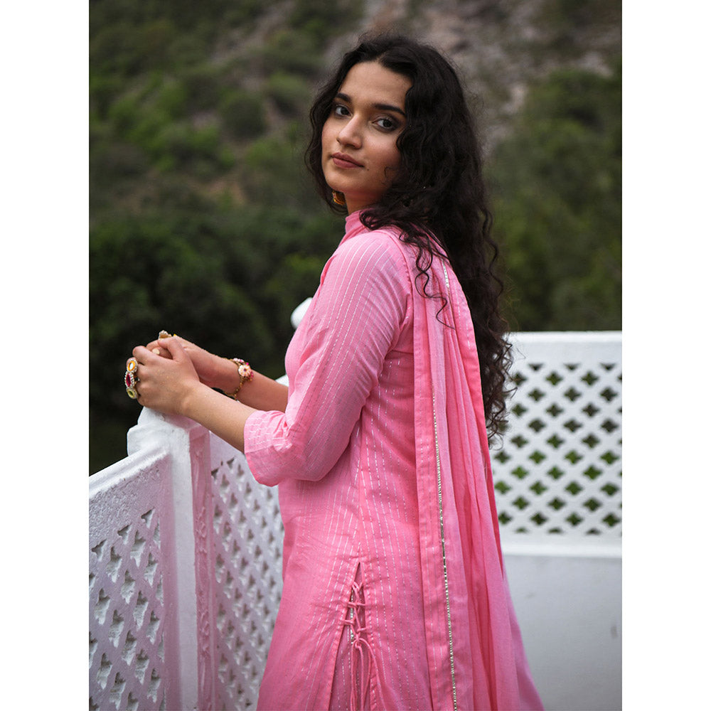 Gulaal Neeru Pink Kurta-Skirt (Set of 3)