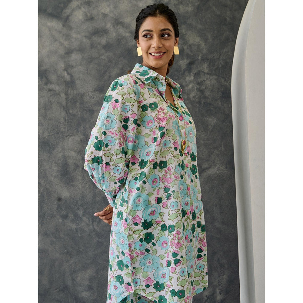 Gulaal Pastel Floral Kurta With Straight Fit Pant (Set of 2)