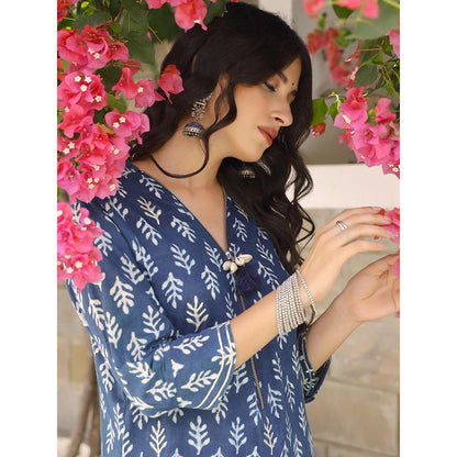 Gulaal Indigo Floral Dabu Print Kurta-Pant (Set of 2)