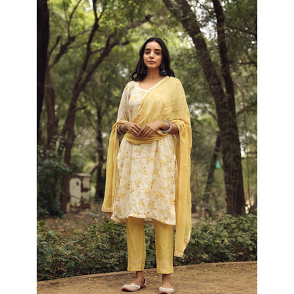 Gulabo Jaipur Sara Yellow Straight Kurta Set (Set Of 3)