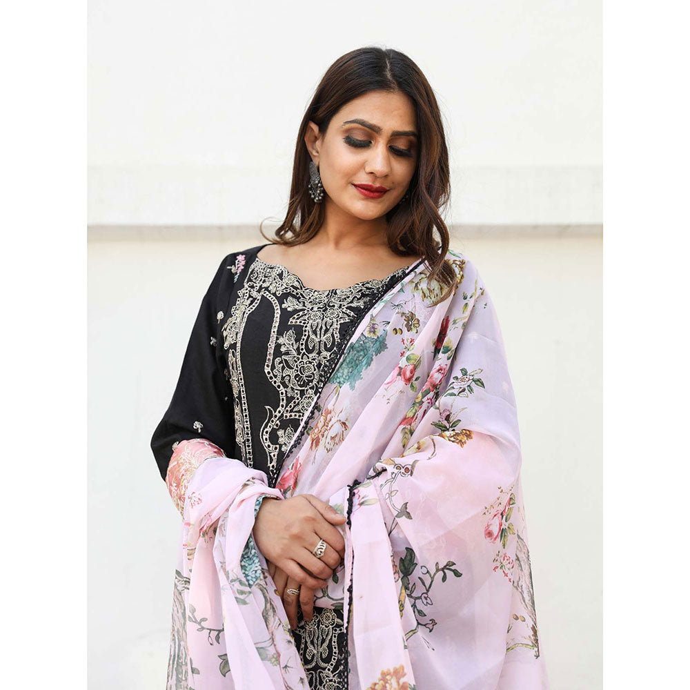 Gulabo Jaipur Nora Black Kurta (Set of 4)
