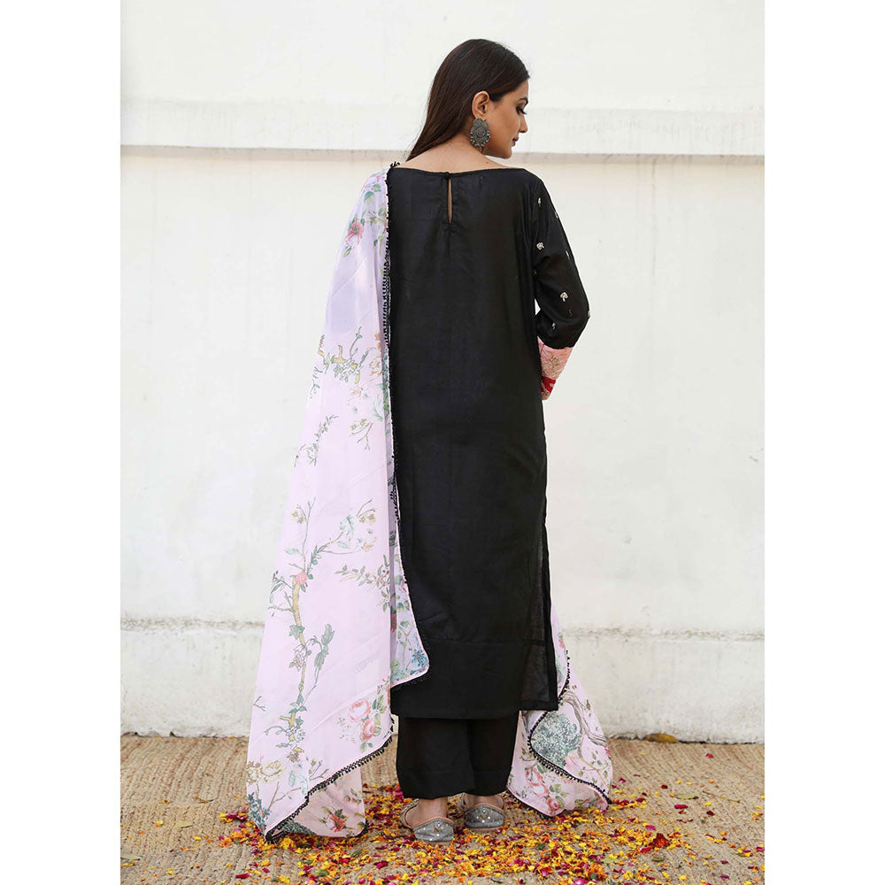 Gulabo Jaipur Nora Black Kurta (Set of 4)