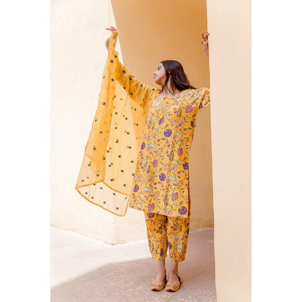 Gulabo Jaipur Bloom Yellow Kurta (Set of 3)