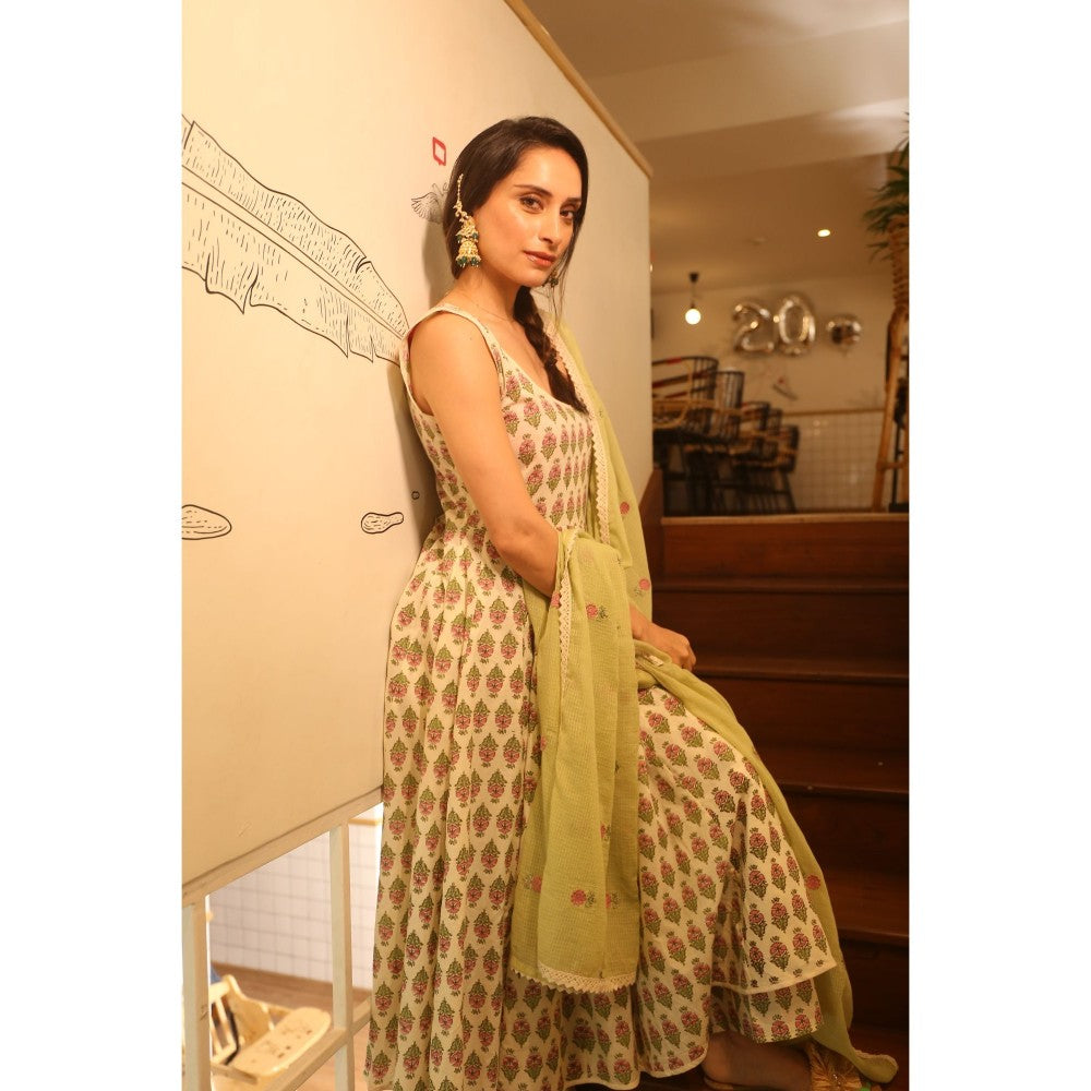 Gulabo Jaipur Kusha Off White Anarkali (Set of 3)