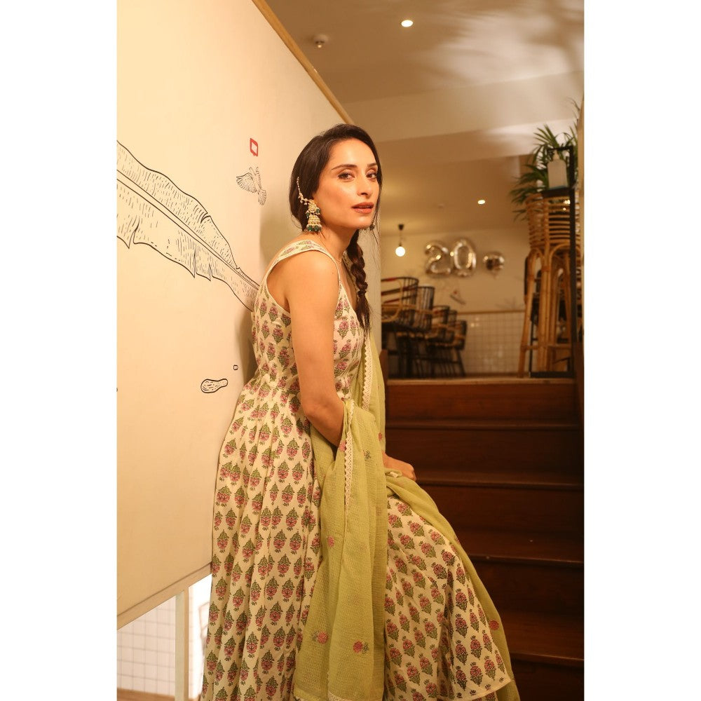 Gulabo Jaipur Kusha Off White Anarkali (Set of 3)