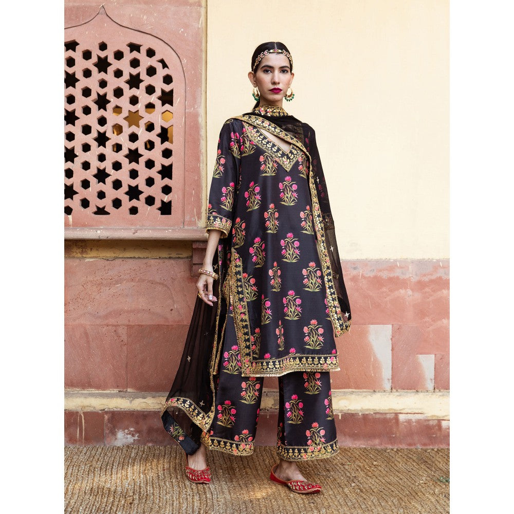 Gulabo Jaipur Mehreen Black Straight (Set of 3)