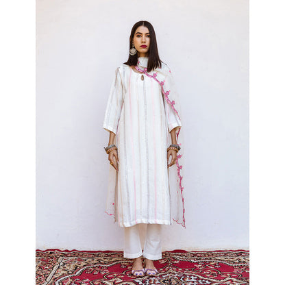Gulabo Jaipur Barkha White Straight Kurta (Set of 3)