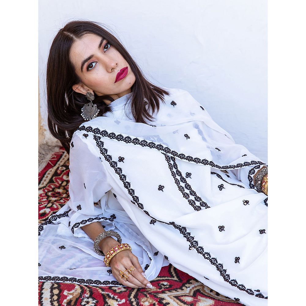 Gulabo Jaipur Jhalak White Straight Kurta (Set of 3)