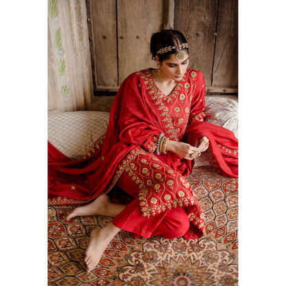 Gulabo Jaipur Sweta Red Kurta (Set of 3)