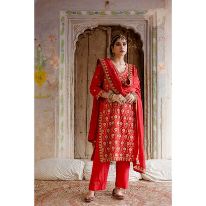 Gulabo Jaipur Sweta Red Kurta (Set of 3)