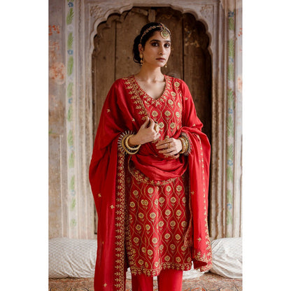 Gulabo Jaipur Sweta Red Kurta (Set of 3)