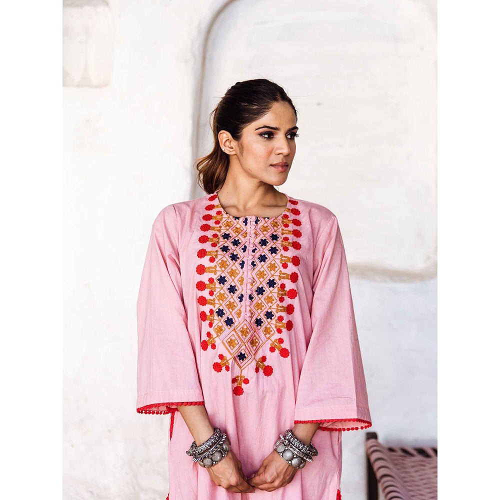 Gulabo Jaipur Arzu Peach Kurta (Set of 2)