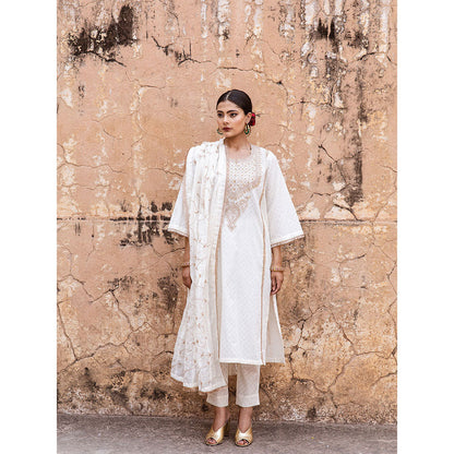 Gulabo Jaipur Emira Off White Kurta (Set of 3)