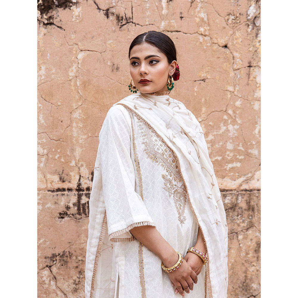 Gulabo Jaipur Emira Off White Kurta (Set of 3)