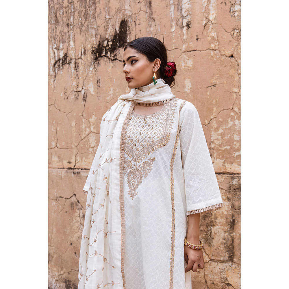 Gulabo Jaipur Emira Off White Kurta (Set of 3)