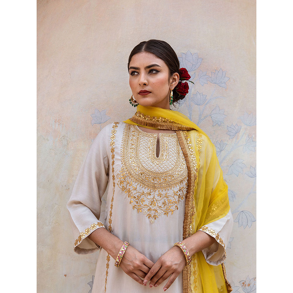 Gulabo Jaipur Roop Off White Kurta (Set of 3)