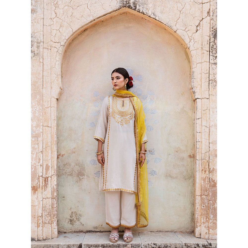 Gulabo Jaipur Roop Off White Kurta (Set of 3)