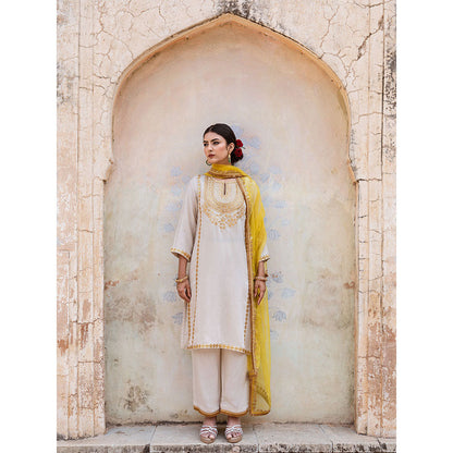Gulabo Jaipur Roop Off White Kurta (Set of 3)