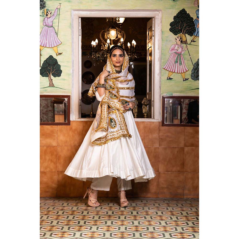 Gulabo Jaipur Shri Off White Anarkali (Set of 3)