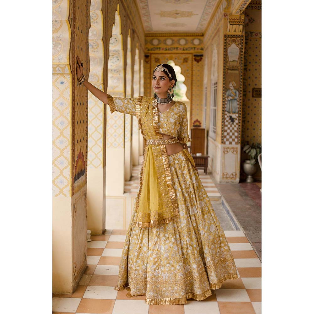 Gulabo Jaipur Shehzadi Yellow Lehenga (Set of 4)