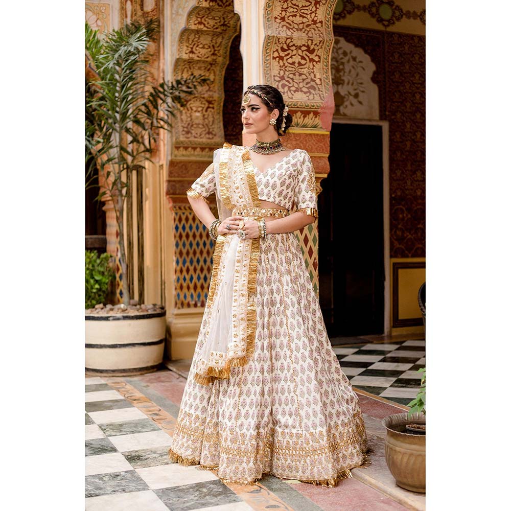 Gulabo Jaipur Shehzadi White Lehenga (Set of 4)
