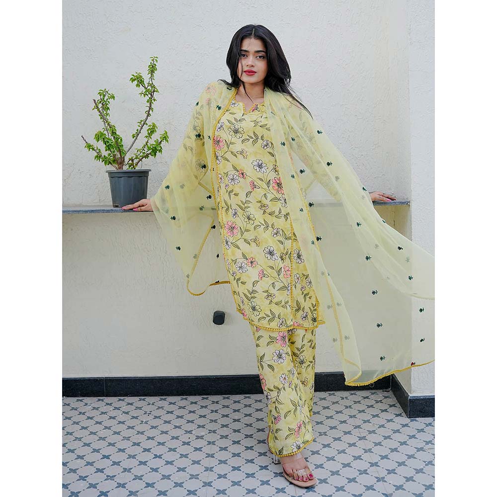 Gulabo Jaipur Muskan Yellow Printed Embroidery Kurta (Set of 3)