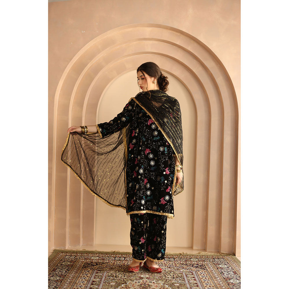 Gulabo Jaipur Chaya Kurta and Pant-Black (Set of 3)