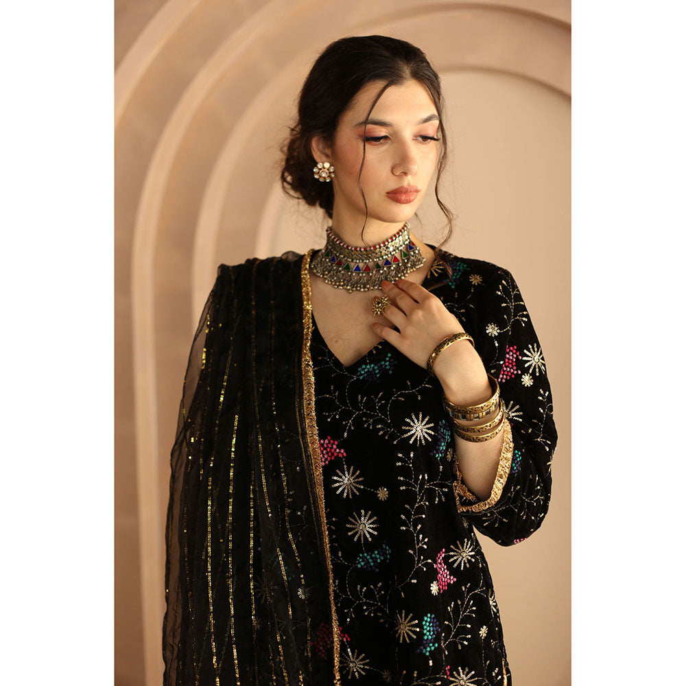 Gulabo Jaipur Chaya Kurta and Pant-Black (Set of 3)