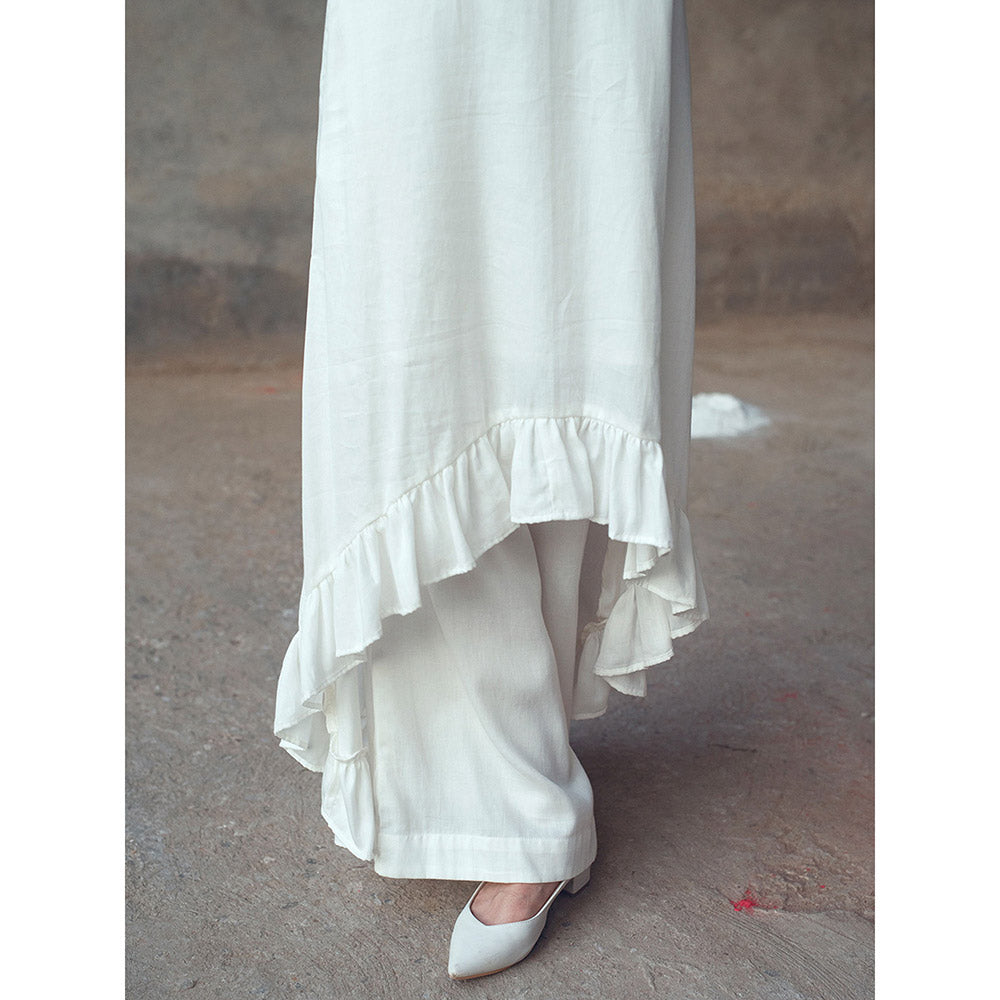 Gulaal Harsha White Ruffle Kurta With Flared Pant (Set of 2)