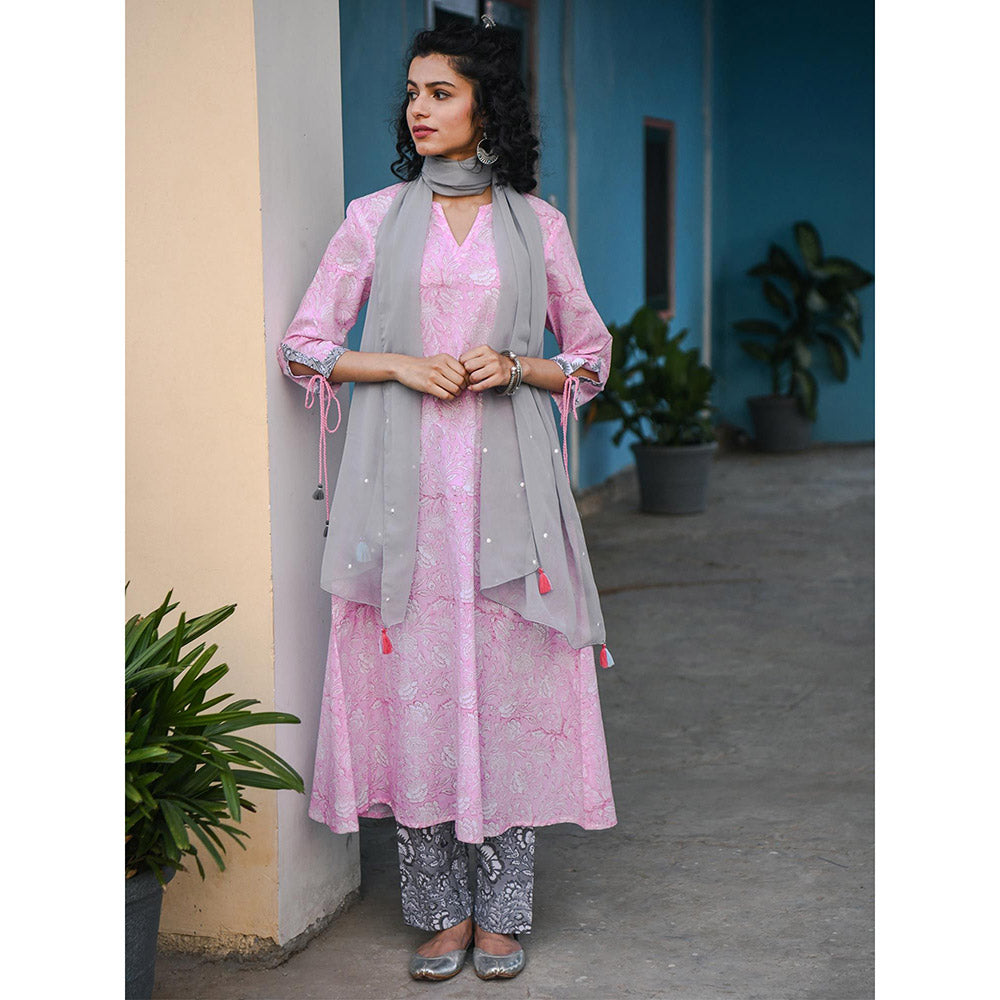 Gulaal Ahe Kurta