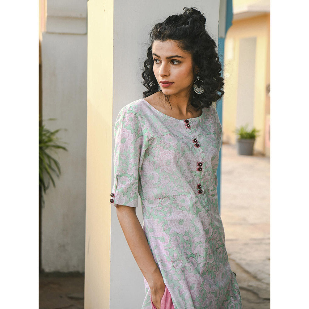 Gulaal Mranal Kurta