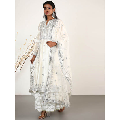 Gopi Vaid Embellished Chand Tunic And Gharara With Dupatta (Set of 3)