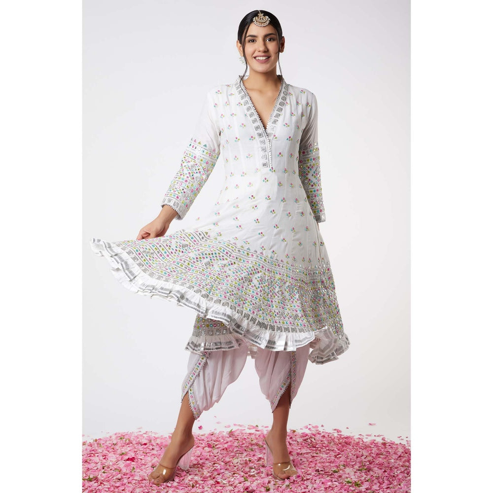 Gopi Vaid Noor AG with Dhoti (Set of 2)