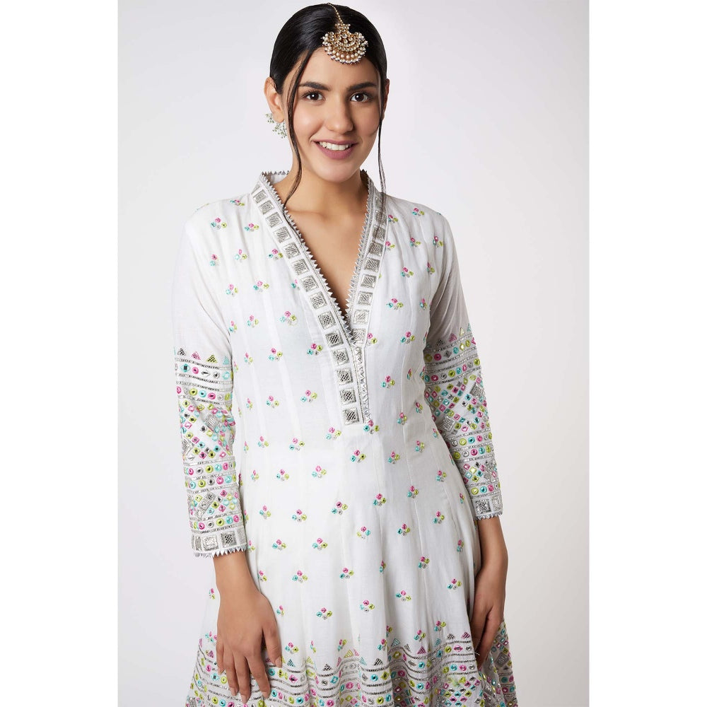 Gopi Vaid Noor AG with Dhoti (Set of 2)