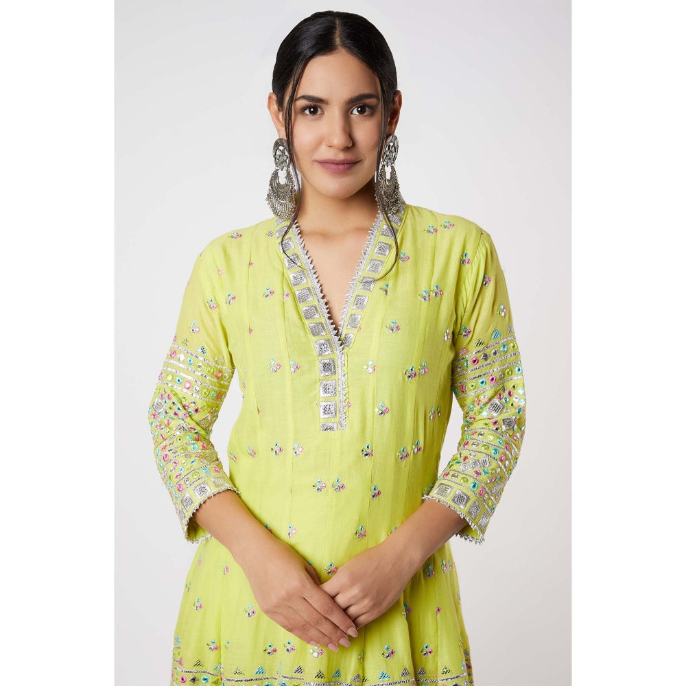 Gopi Vaid Noor AG with Dhoti (Set of 2)