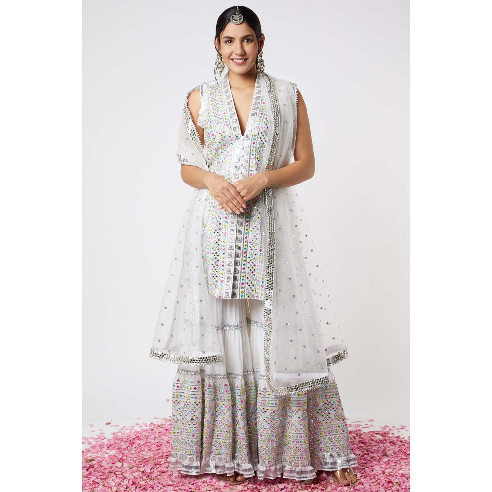 Gopi Vaid Noor Sleeveless Sharara (Set of 3)