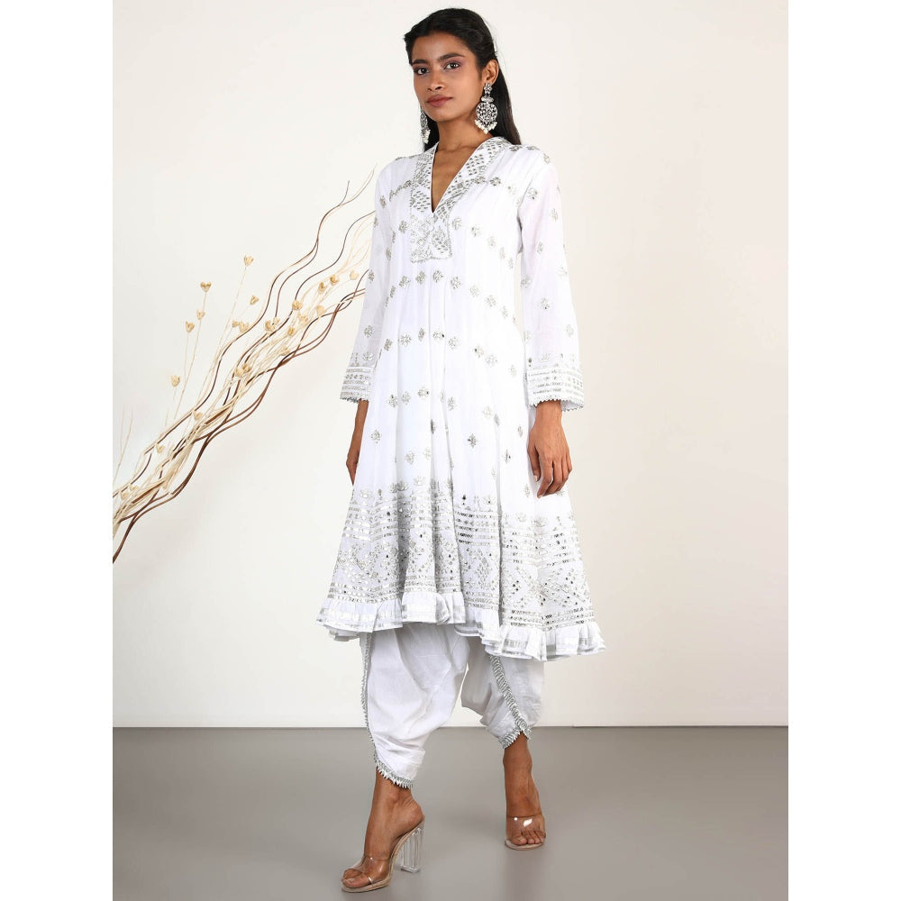 Gopi Vaid Embellished Chand AG With Dhoti And Kurta (Set of 2)