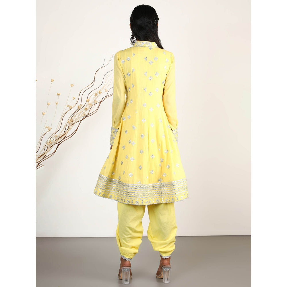 Gopi Vaid Embellished Chand AG With Dhoti And Kurta (Set of 2)