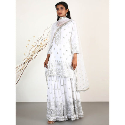 Gopi Vaid Embellished Chand Short Gharara And Kurta With Dupatta (Set of 3)