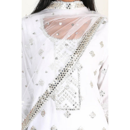 Gopi Vaid Embellished Chand Short Gharara And Kurta With Dupatta (Set of 3)