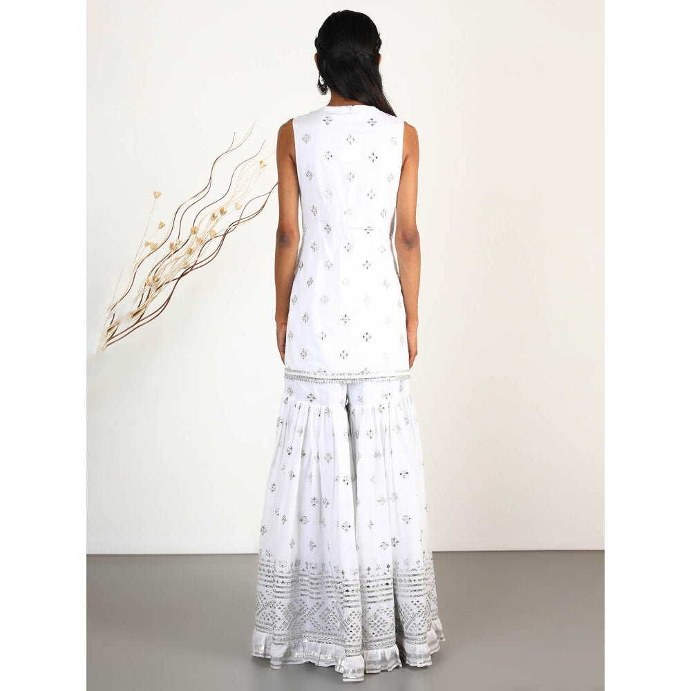 Gopi Vaid Embellished Chand Sleeveless Gharara And Kurta With Dupatta (Set of 3)