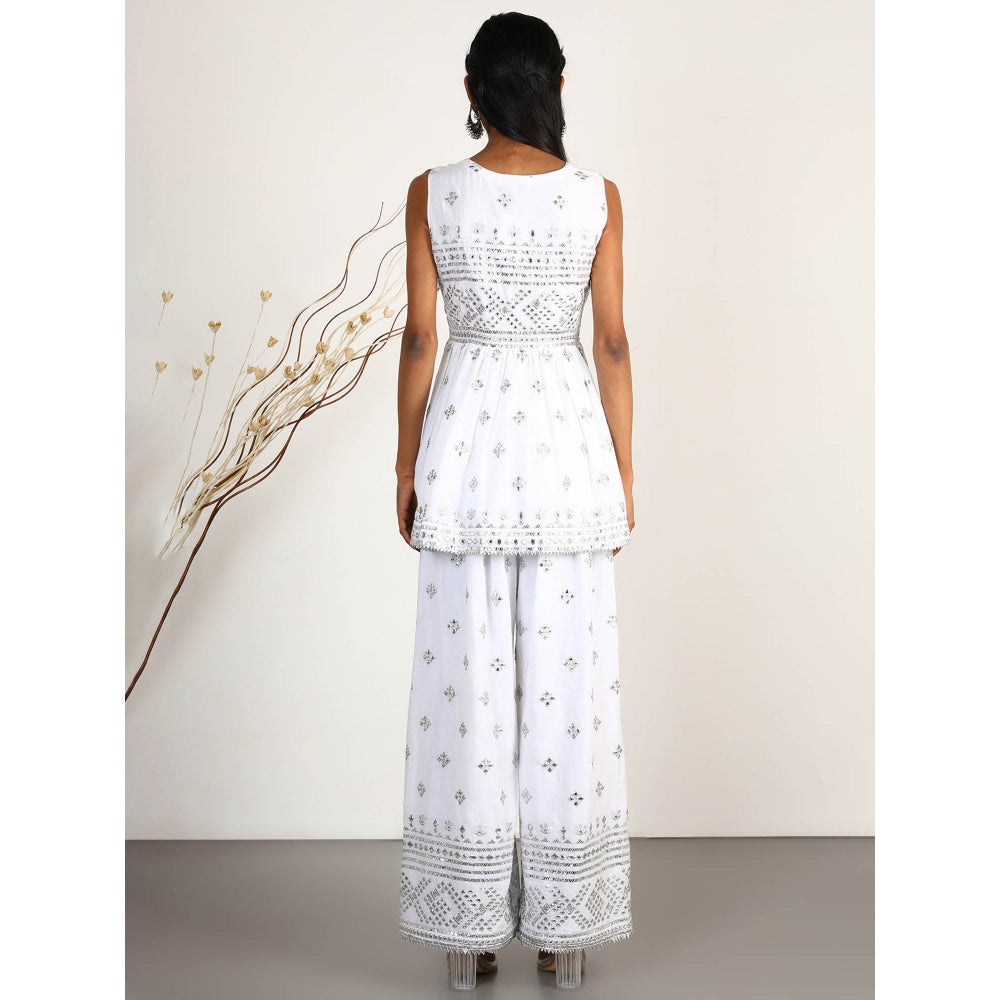 Gopi Vaid Embellished Chand Sleeveless Peplum And Palazzo With Dupatta (Set of 3)