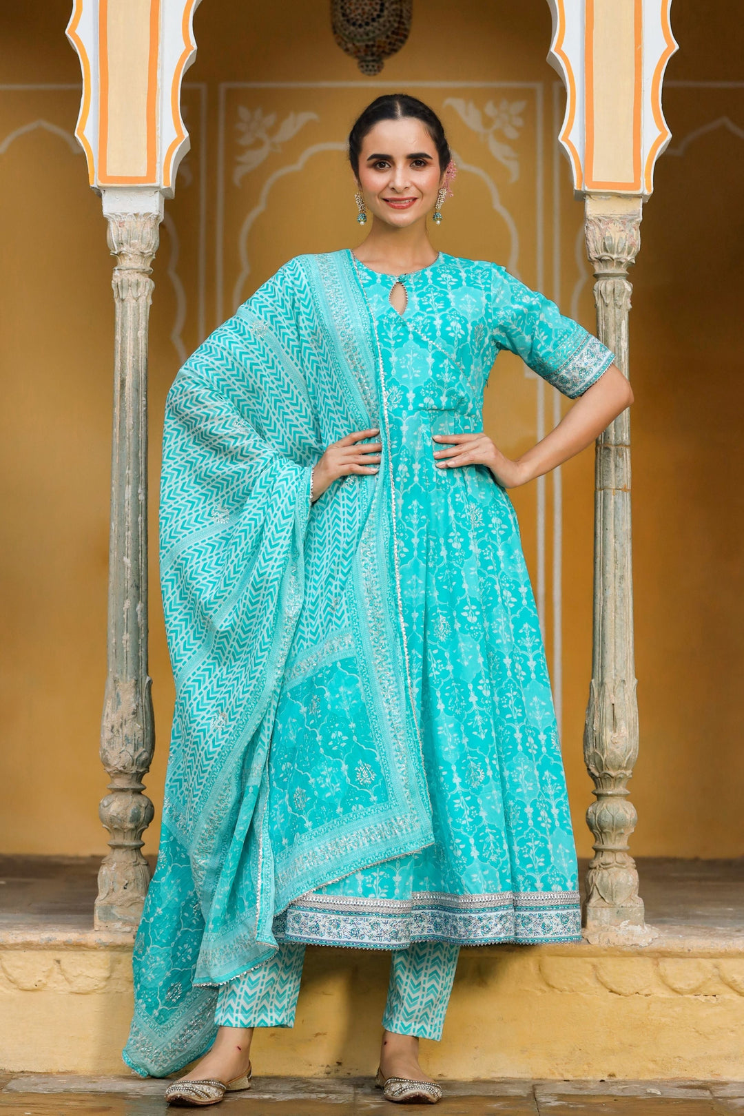 Sehar Angrakha Kalidar Suit Set