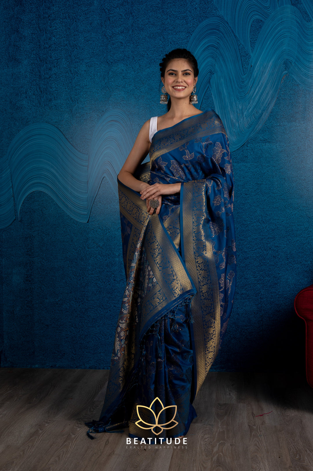 Beatitude Blue Gold-Toned Floral Silk Blend Banarasi Saree with Unstitched Blouse