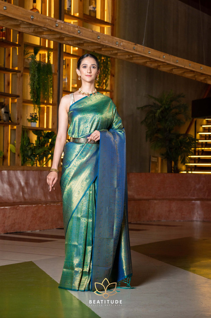 Beatitude Blue Gold-Toned Woven Design Zari Silk Blend Kanjeevaram Saree with Unstitched Blouse