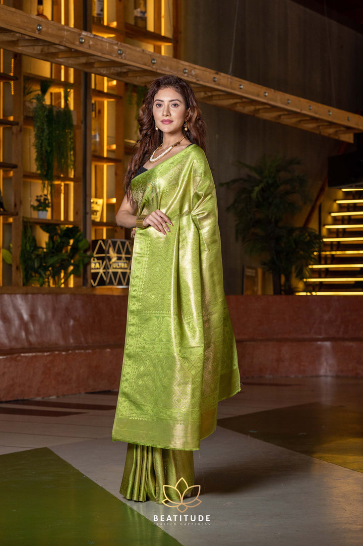 Beatitude Green Gold-Toned Woven Design Zari Silk Blend Banarasi Saree with Unstitched Blouse